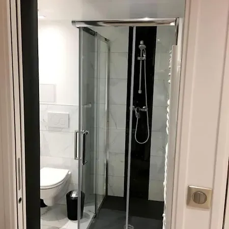 Cmg Nazareth - Temple / Republique Apartment